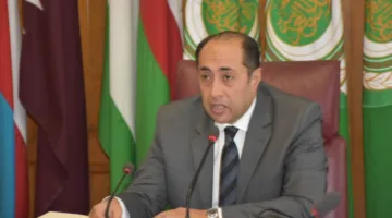 السفير حسام زكي: القضية الفلسطينية في مقدمة أولويات قمة بغداد العربية