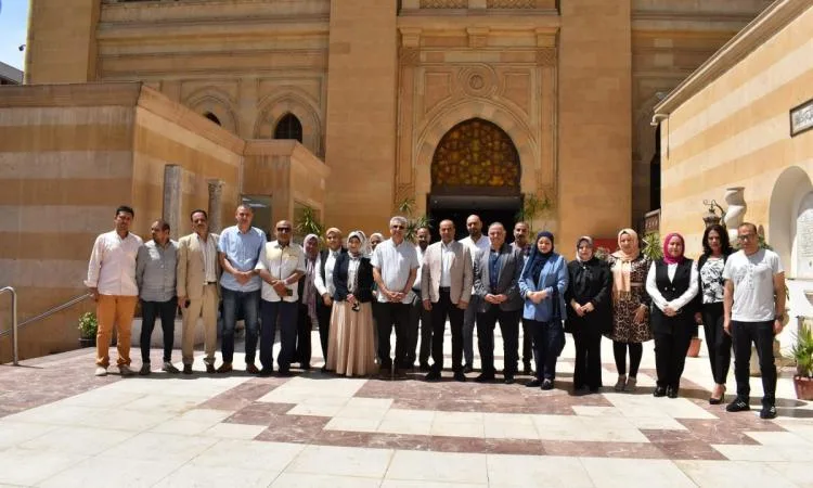 السكرتير العام للمجلس الأعلى للآثار يقوم بزيارة تفقدية لموقع الآثار بمجمع الأديان