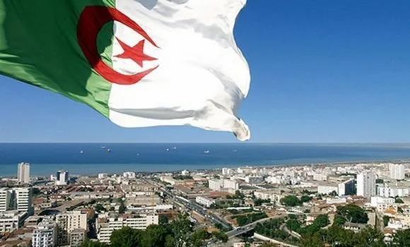 السلطات الجزائرية تلقي القبض على شبكة إجرامية في وهران السلطات الجزائرية تلقي القبض على شبكة إجرامية في وهران