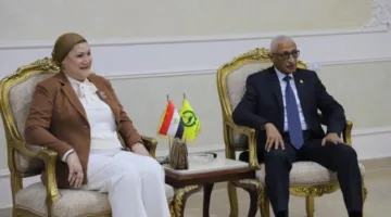 «السنباطى» تجتمع مع محافظ شمال سيناء لاستعراض آليات التعاون لحماية حقوق الطفل ودعمها