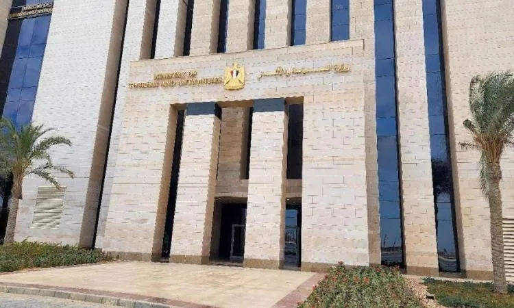 “السياحة والتراث”: إرشادات لحماية الحجاج من ارتفاع درجات الحرارة في يوم عرفة “السياحة والتراث”: إرشادات لحماية الحجاج من ارتفاع درجات الحرارة في يوم عرفة