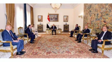 السيسي يبرز لرجال الأعمال الأمريكيين: مصر توفر فرص استثمارية رائعة.