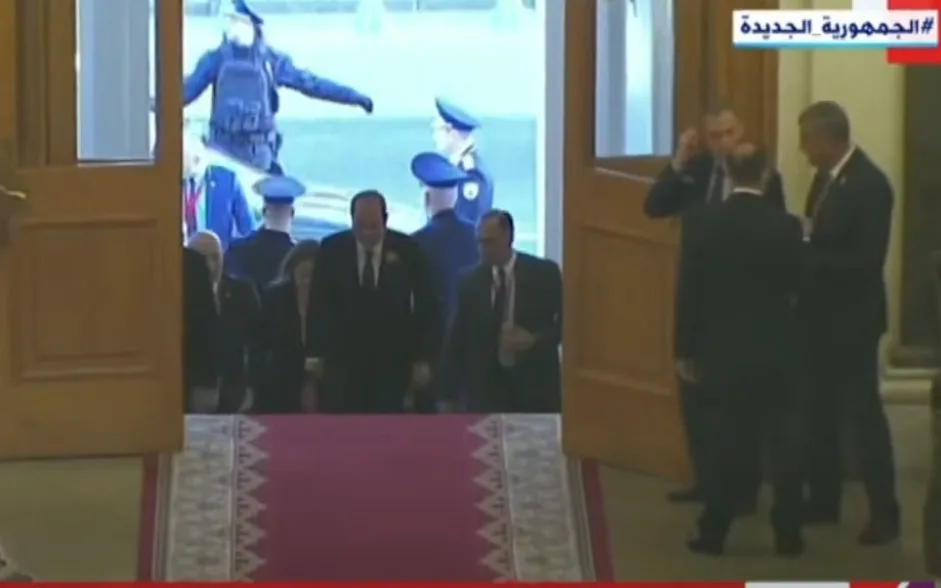 السيسي يصل إلى الكرملين لحضور حفل عشاء القادة المشاركين باحتفالات عيد النصر في روسيا