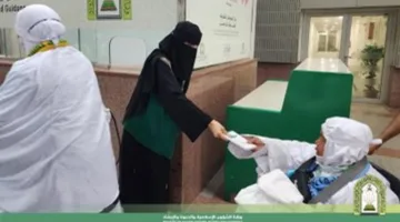 «الشؤون الإسلامية» توزع 197 ألف نسخة توعوية للحجاج في مطار الملك عبدالعزيز وميناء جدة