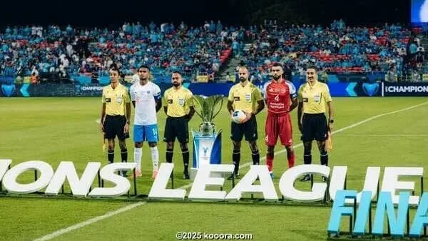 الشارقة الإماراتي يتوج ببطولة كأس آسيا 2 بعد انتصار دراماتيكي على ليون السنغافوري الشارقة الإماراتي يتوج ببطولة كأس آسيا 2 بعد انتصار دراماتيكي على ليون السنغافوري