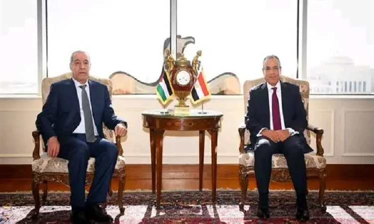 الشرقاوي: وزيرالخارجية يلتقي نائب الرئيس الفلسطيني في توقيت دقيق