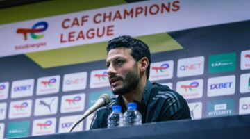 الشناوي يوقع عقود التجديد للأهلي رسميًا