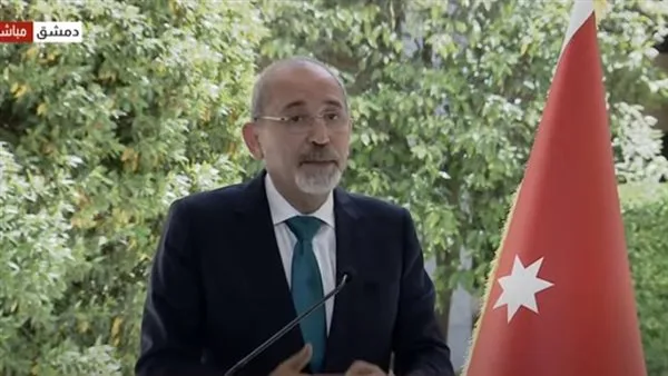 “الصفدي”: التهديدات التي تواجه أمن سوريا واستقرارها تهدد أيضاً أمن الأردن “الصفدي”: التهديدات التي تواجه أمن سوريا واستقرارها تهدد أيضاً أمن الأردن