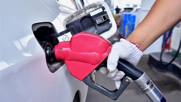 الصين تُعلن عن تخفيض أسعار الوقود والديزل بدءًا من اليوم.