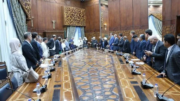 الطيب: السلام والتفاهم جوهر رسالة الأزهر التي نعمل على غرسها في نفوس طلابنا