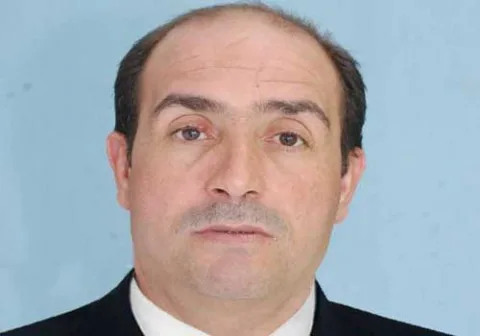 الطيب دخان: كيف أصدق أنك تشبهينني في جنوني..