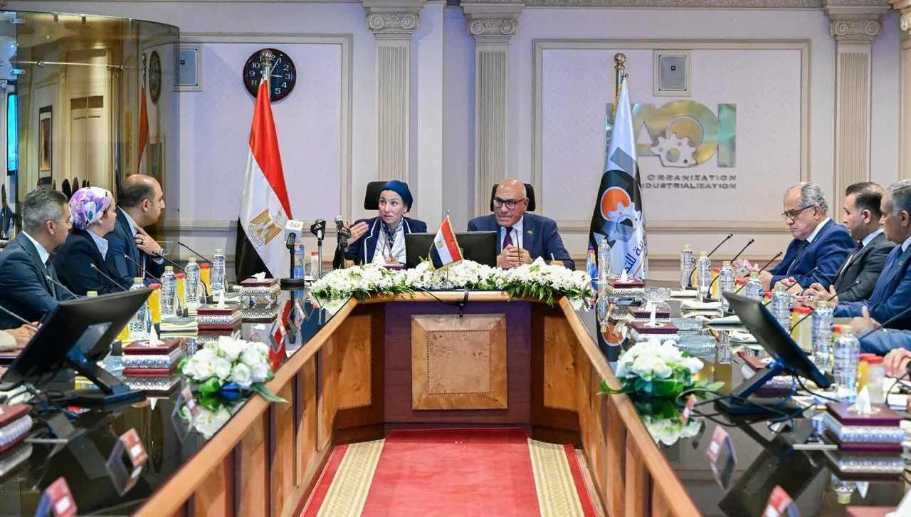 العربية للتصنيع و«البيئة» توقعان اتفاقيات جديدة لتعزيز مشروعات حماية البيئة وإدارة المخلفات