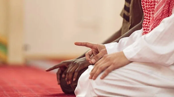 العشرة الأيام الأولى من ذي الحجة: مواعيد الصلاة يوم الخميس 29 مايو 2025