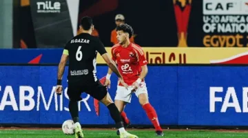 العملاق الأحمر يتجاوز عقبة البنك الأهلي بهدف في الوقت القاتل ويتصدر قائمة الدوري