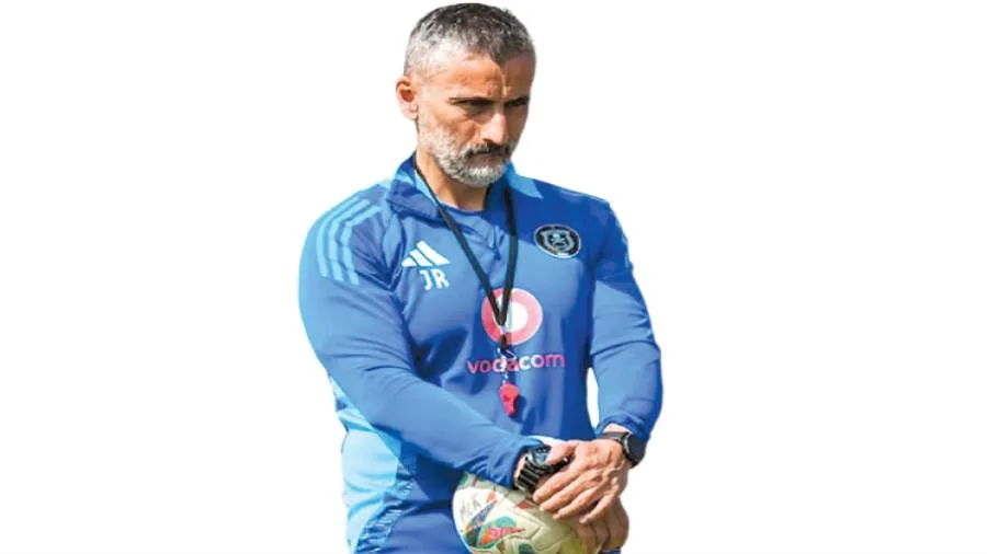 العمود الفقري للنادي الأهلي العمود الفقري للنادي الأهلي
