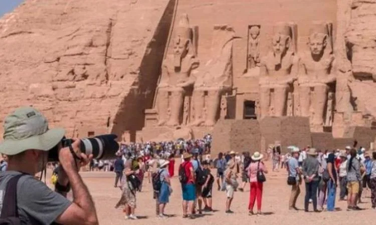 الغرف السياحية: جهود متواصلة من الدولة لتعزيز السياحة خلال فصل الصيف الغرف السياحية: جهود متواصلة من الدولة لتعزيز السياحة خلال فصل الصيف