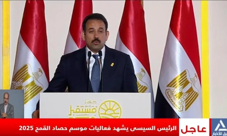 “الغنام” يعرض مراحل التصنيع الزراعي بتكلفة سنوية تبلغ مليار دولار. “الغنام” يعرض مراحل التصنيع الزراعي بتكلفة سنوية تبلغ مليار دولار.