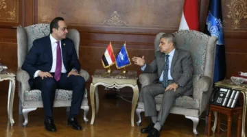 الفريق أسامة ربيع يبحث مع رئيس هيئة الرعاية الصحية سبل التنسيق المشترك في عدد من الملفات المتعلقة بتقديم الخدمات الطبية للعاملين بالهيئة