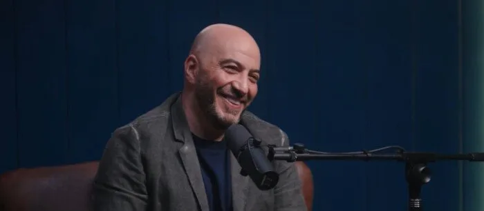 «الفن صُمم ليُحطم».. مجدي الهواري يفسر دوافع انتقاداته لـ«برستيج» «الفن صُمم ليُحطم».. مجدي الهواري يفسر دوافع انتقاداته لـ«برستيج»