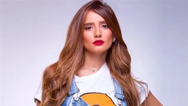 الفنانة زينة تقدم شهادتها بشأن هجوم كلب شرس على ابنها في الشيخ زايد الفنانة زينة تقدم شهادتها بشأن هجوم كلب شرس على ابنها في الشيخ زايد