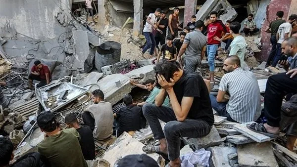 القاهرة الإخبارية: الاحتلال ينفذ مجزرتين مروعيتين في وسط غزة القاهرة الإخبارية: الاحتلال ينفذ مجزرتين مروعيتين في وسط غزة