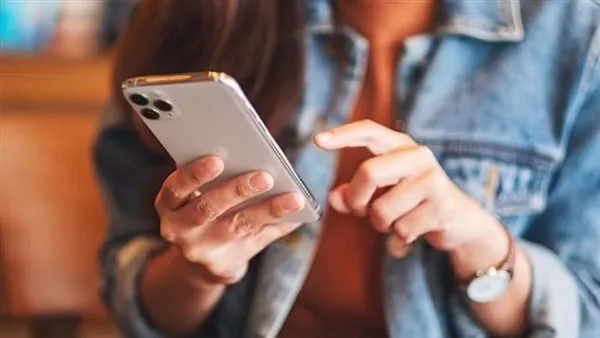 “القاهرة الإخبارية”: قلق أمريكي بشأن استخدام آيفون كوسيلة تجسس صينية سرية “القاهرة الإخبارية”: قلق أمريكي بشأن استخدام آيفون كوسيلة تجسس صينية سرية