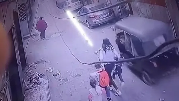 القبض على بطل فيديو خطف طفـ.ل داخل توك توك بالوراق