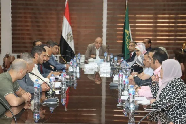 القليوبية تستهدف تحويل كورنيش النيل في بنها والقناطر الخيرية إلى وجهة حضارية وسياحية. القليوبية تستهدف تحويل كورنيش النيل في بنها والقناطر الخيرية إلى وجهة حضارية وسياحية.