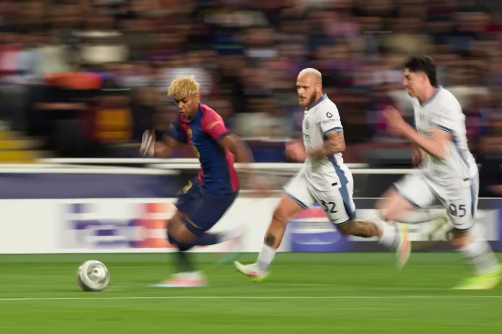القنوات الناقلة لمباراة برشلونة ضد إنتر ميلان بإياب دوري أبطال أوروبا