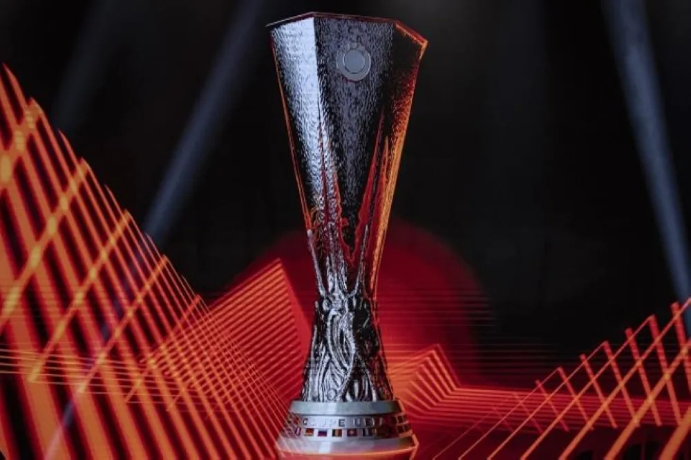 القنوات الناقلة لمباراة توتنهام وجليمت بث مباشر اليوم في إياب نصف نهائي الدوري الأوروبي 2025