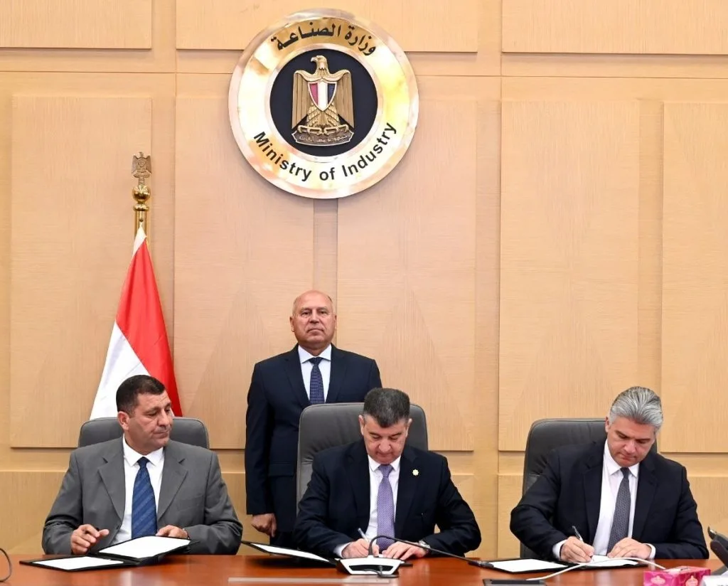 القومية للأنفاق تبرم اتفاقية لتجديد ترام الرمل في الإسكندرية
