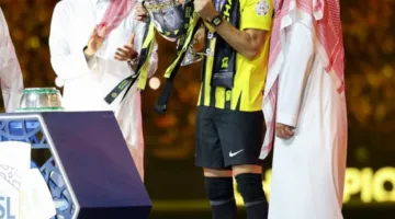 الكأس يوقف احتفالات لاعبي الاتحاد