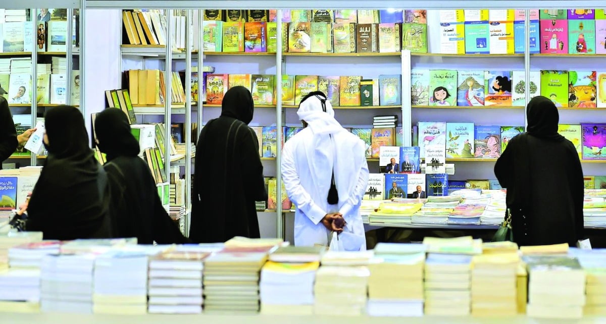 الكاتب محمد بن محمد الجفيري لـ الشرق: «أفكار مبعثرة».. قراءة في الأدب والفكر والذاكرة