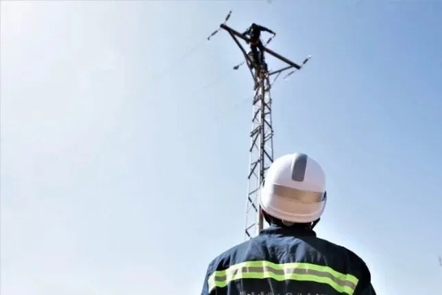 الكهرباء تكشف ملابسات نقص الغاز الطبيعي.. هل نحتاج للعودة إلى تخفيض الأحمال؟