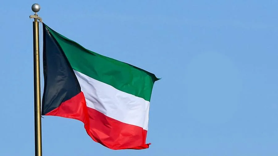 الكويت تشدد على استمرارية دعمها للحل السياسي الشامل في اليمن. الكويت تشدد على استمرارية دعمها للحل السياسي الشامل في اليمن.