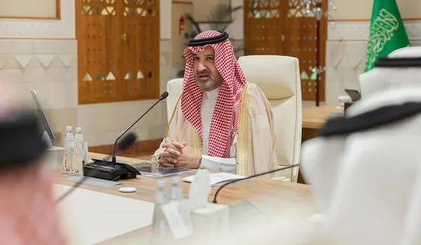 اللجنة العليا المشرفة على مشروع “تاريخ الحج والحرمين الشريفين” تعقد أول اجتماعاتها اللجنة العليا المشرفة على مشروع “تاريخ الحج والحرمين الشريفين” تعقد أول اجتماعاتها