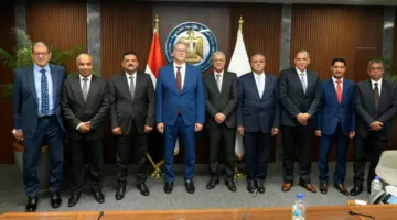 اللجنة النقابية تقدر زيارة وزير البترول إلى منطقة أبو طرطور وتثنى على جهود الموظفين