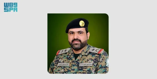 اللواء عوض العنزي يكرم الفائزين في مسابقة الرماية التكتيكية بظهران الجنوب اللواء عوض العنزي يكرم الفائزين في مسابقة الرماية التكتيكية بظهران الجنوب