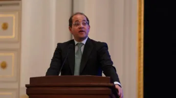 المالية تخطط لإطلاق برنامج يقلل من الأعباء غير الضريبية ويجمع هيئات التحصيل.