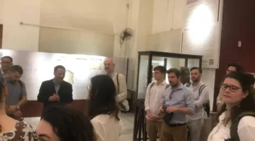 المتحف المصري في التحرير يرحب بوفد أكاديمي من جامعة فيينا | صور