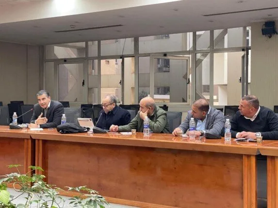 «المجلس التصديري للأثاث» يناقش استراتيجيات المعارض الدولية واستقطاب بعثات المشترين لتعزيز صادرات القطاع «المجلس التصديري للأثاث» يناقش استراتيجيات المعارض الدولية واستقطاب بعثات المشترين لتعزيز صادرات القطاع