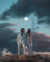 المخرج والممثل السوري السدير مسعود يعلن خطبته رسميًا من مهندسة الديكور المصرية ندى كمال. المخرج والممثل السوري السدير مسعود يعلن خطبته رسميًا من مهندسة الديكور المصرية ندى كمال.