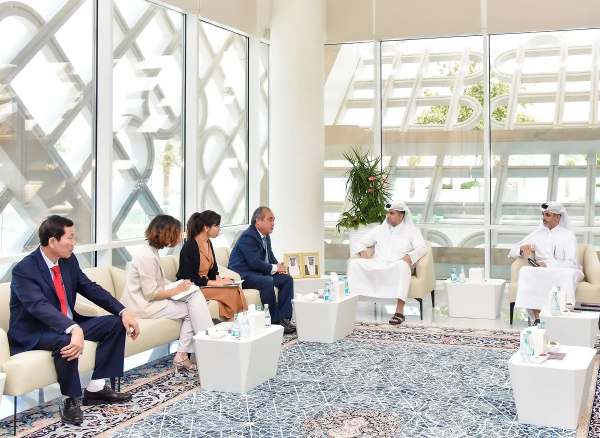 المدير التنفيذي لهيئة المناطق الحرة في قطر يلتقي بنائب رئيس محافظة كوانغ ناي في فيتنام المدير التنفيذي لهيئة المناطق الحرة في قطر يلتقي بنائب رئيس محافظة كوانغ ناي في فيتنام