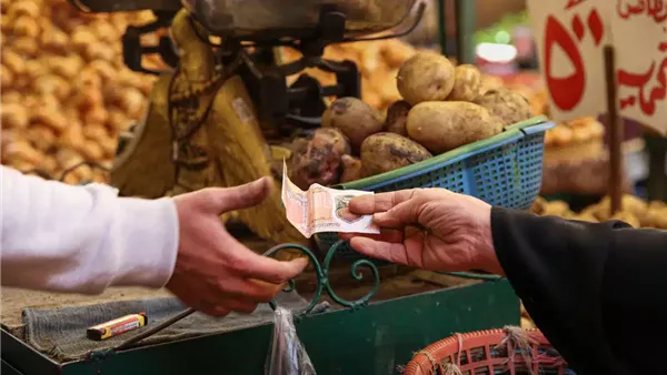 المركزي يعلن ارتفاع التضخم السنوي إلى 10.4% خلال أبريل المركزي يعلن ارتفاع التضخم السنوي إلى 10.4% خلال أبريل