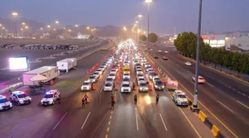 المرور يبدأ تنفيذ إجراءات منع دخول المركبات المخالفة إلى مداخل مدينة مكة