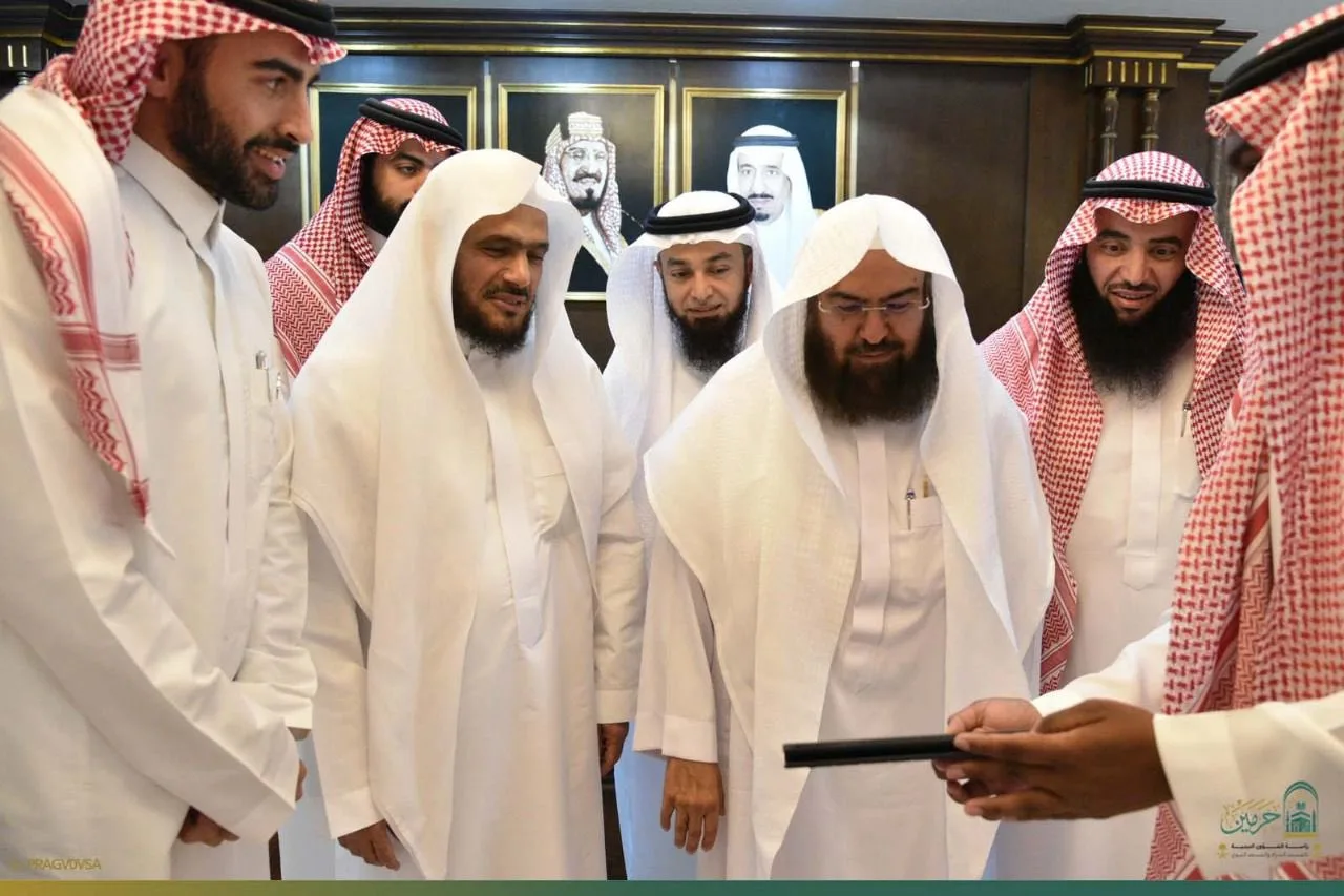“المساعد الذكي المكتمل”.. تطبيق مبتكر لخدمة ضيوف الرحمن باستخدام الذكاء الاصطناعي “المساعد الذكي المكتمل”.. تطبيق مبتكر لخدمة ضيوف الرحمن باستخدام الذكاء الاصطناعي