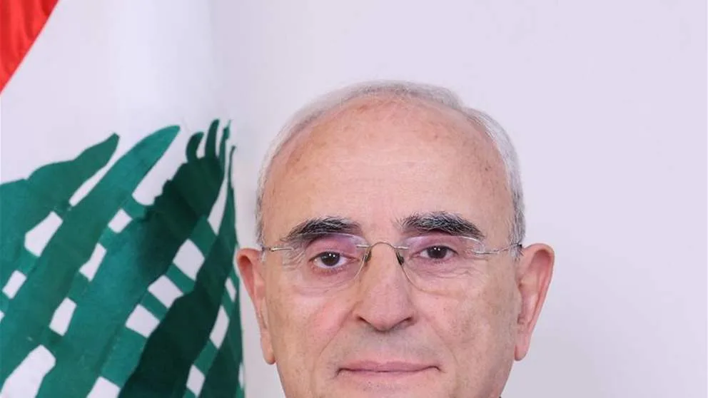 المساعدات المالية لجميع العسكريين: ما الذي كشفه وزير الدفاع؟