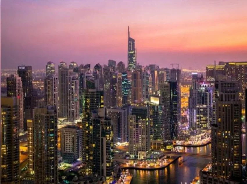 المستثمرون السعوديون يقودون سوق العقارات الفاخرة في دبي عالميًا، والهنود في المرتبة الثانية. المستثمرون السعوديون يقودون سوق العقارات الفاخرة في دبي عالميًا، والهنود في المرتبة الثانية.