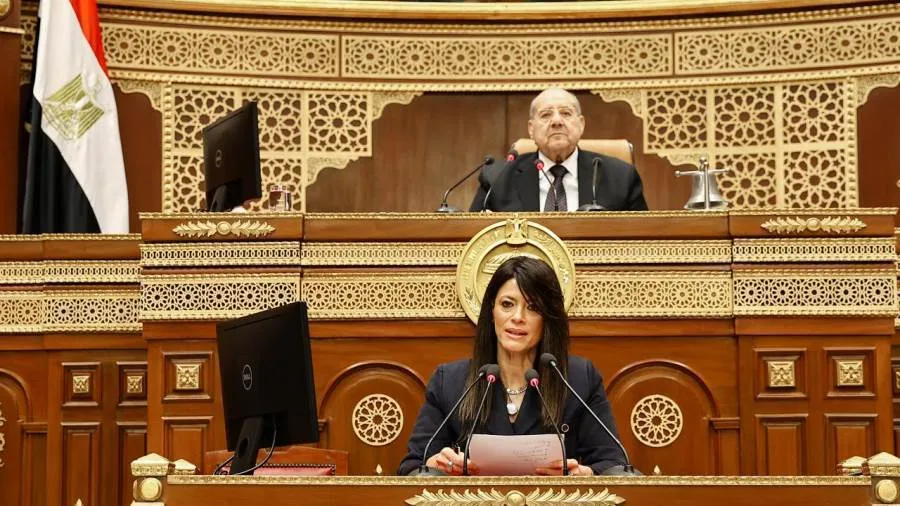 المشاط: الخطة الجديدة تهدف إلى رفع إجمالي الاستثمارات إلى 3.5 تريليون جنيه لأول مرة. المشاط: الخطة الجديدة تهدف إلى رفع إجمالي الاستثمارات إلى 3.5 تريليون جنيه لأول مرة.