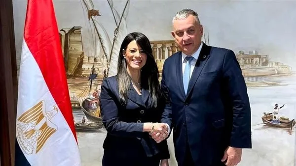 المشاط تبحث مع المفوض الأوروبي للشراكات الدولية طرق تعزيز الروابط الاقتصادية المشاط تبحث مع المفوض الأوروبي للشراكات الدولية طرق تعزيز الروابط الاقتصادية